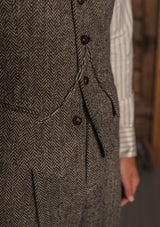 The Bailey Harris Tweed Suit - Old Oak Herringbone
