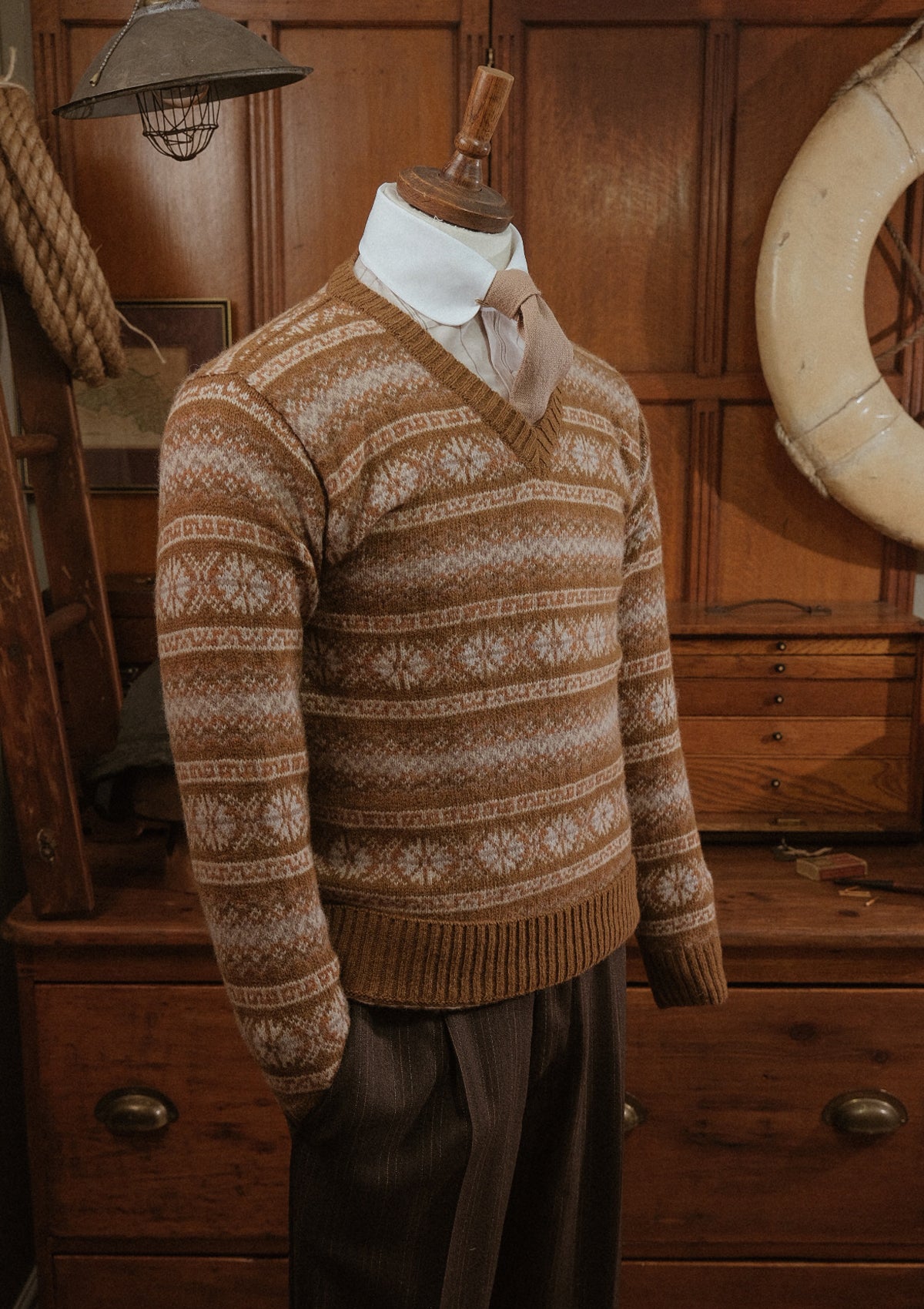 All-Over Fair Isle Lambswool Sweater Pecan – Thomas Farthing London