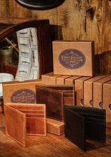 Saddle Leather Wallet - Black