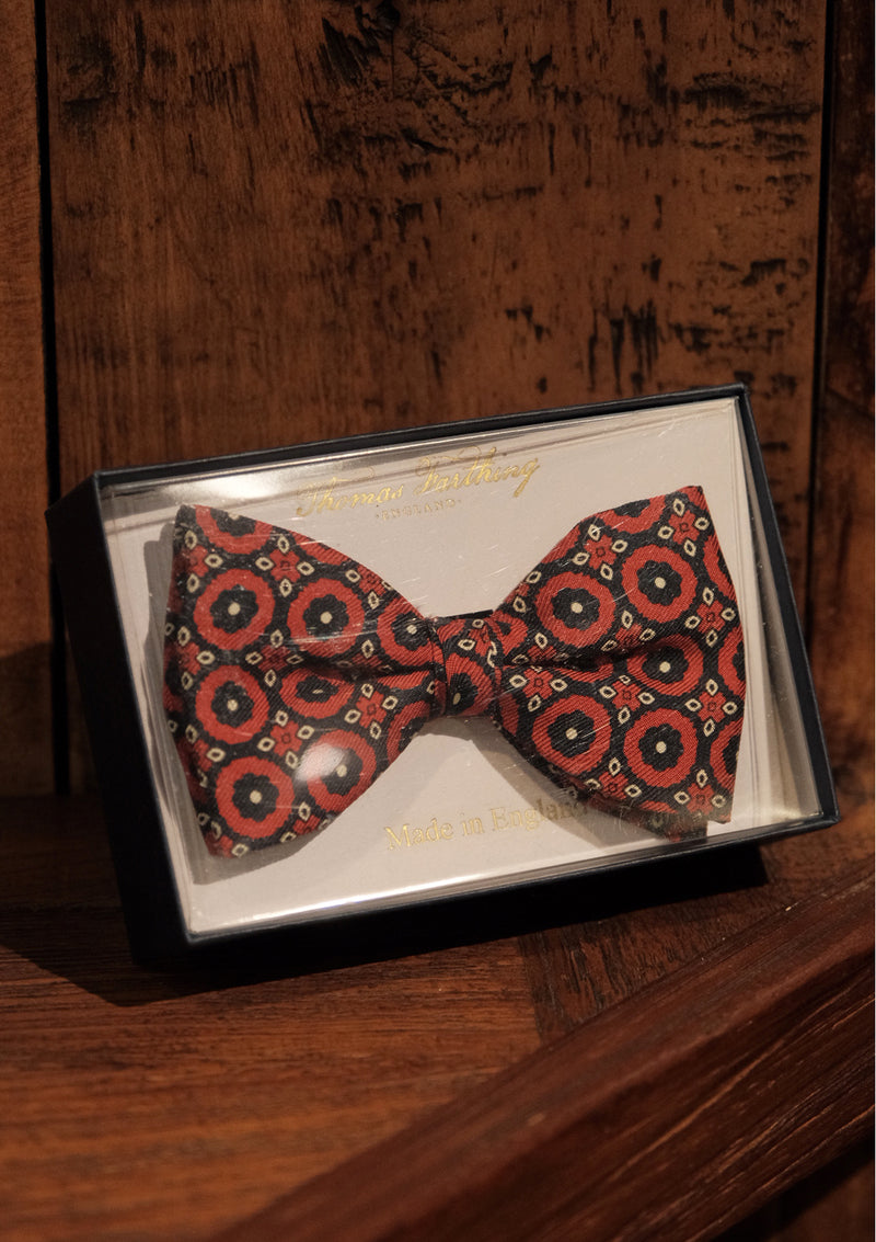 Silk Pre-Tie Bow Tie - Red & Black Medallion