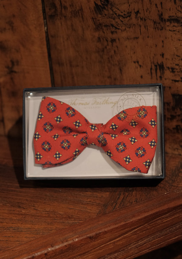 Silk Pre-Tie Bow Tie - Red Patterned