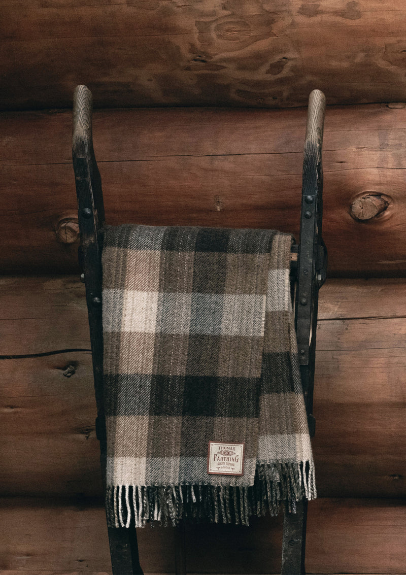 Super-soft Recycled Wool Bothy Throw - Natural Plaid