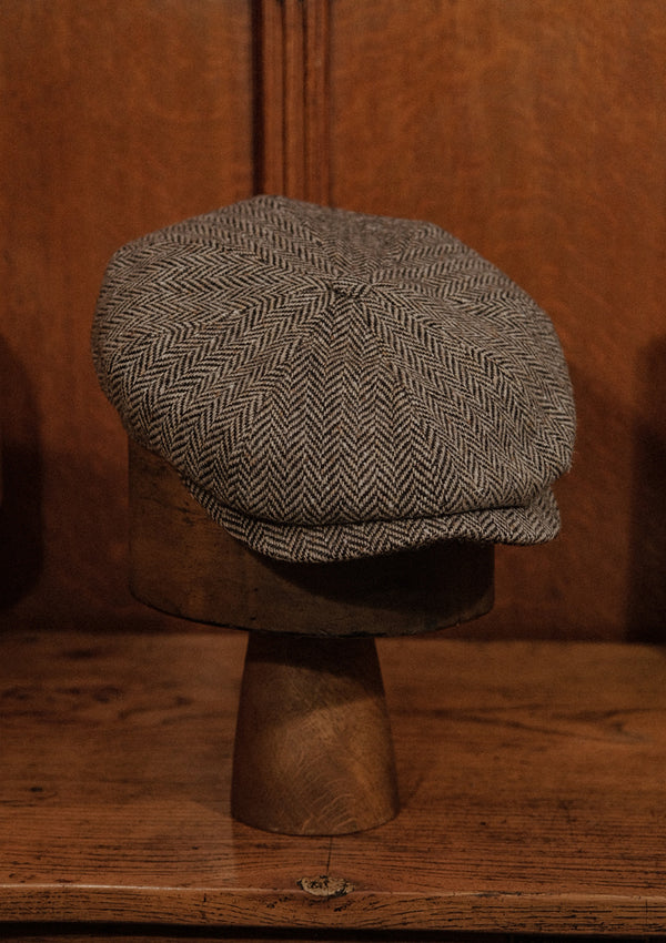 Ridgmount Baker Boy - (Narrow Width) Cream & Cocoa Herringbone Donegal Tweed