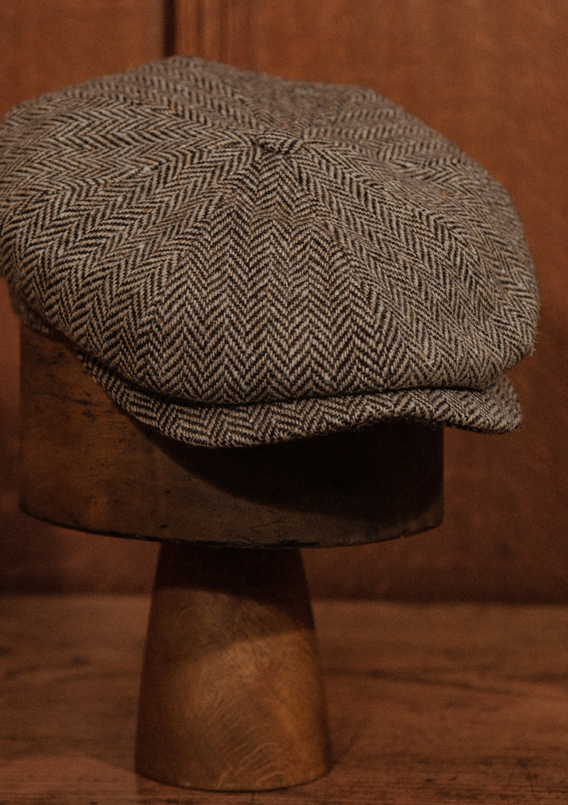 Ridgmount Baker Boy - (Narrow Width) Cream & Cocoa Herringbone Donegal Tweed