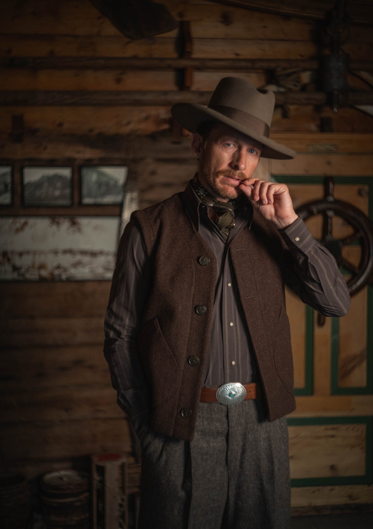 Ellison Pure Wool Gilet - Hickory Brown
