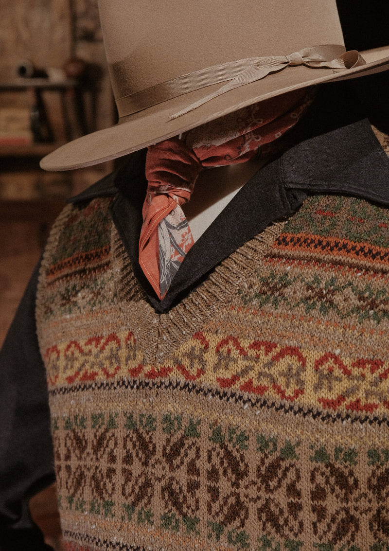 Lambert V-Neck Lambswool Fair Isle - Amber Pines