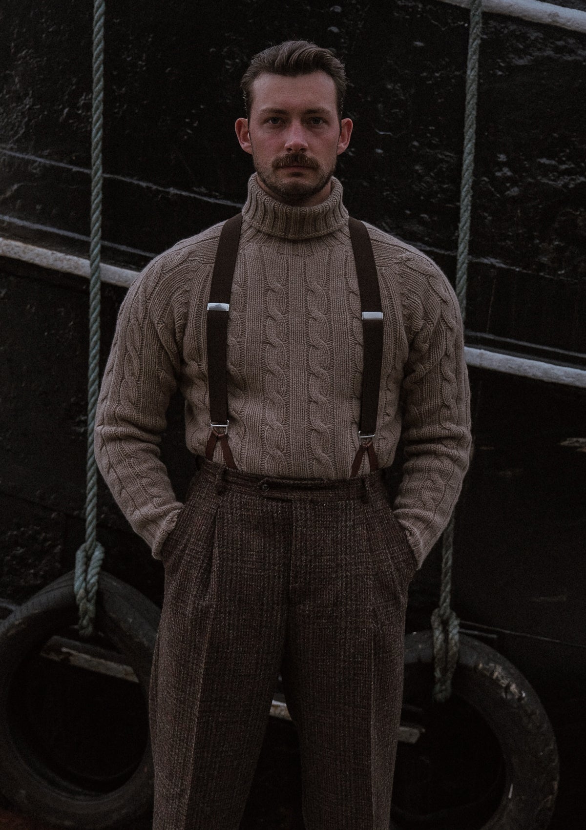 Anderson Cable Knit Super-soft Lambswool Sweater - Biscuit