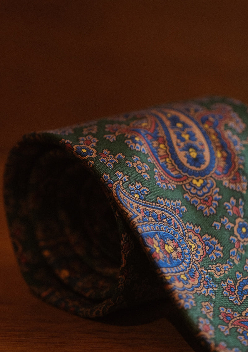 Hand-rolled Madder Tie - Green Paisley