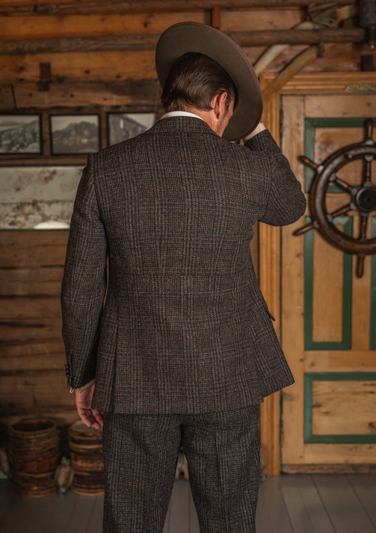 Brockman Harris Tweed Jacket - Dark Cedar