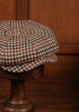 Torrington Baker Boy - (Mid Width) Camel Houndstooth Harris Tweed