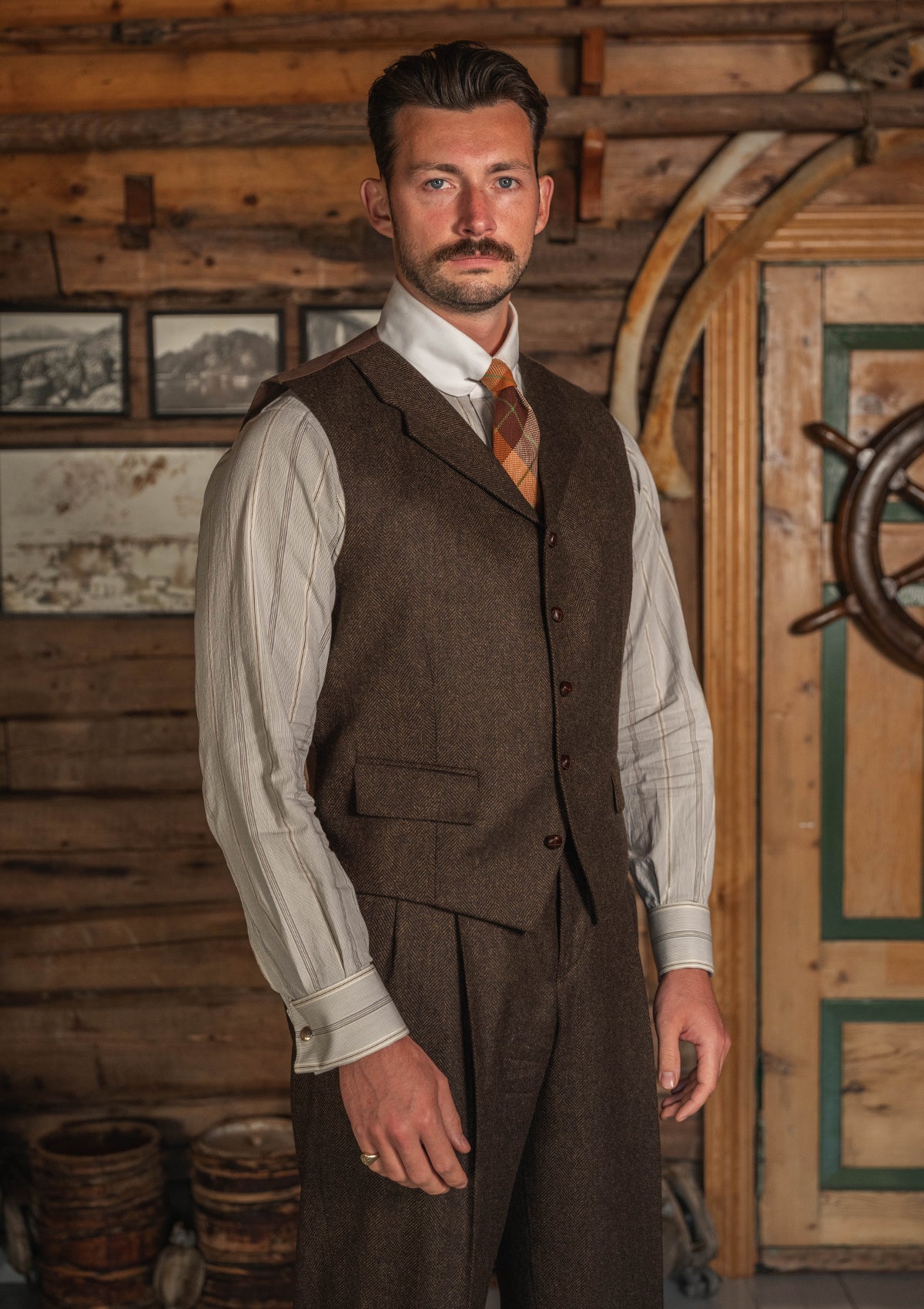 Woodrow Waistcoat - Burnt Saddle Herringbone